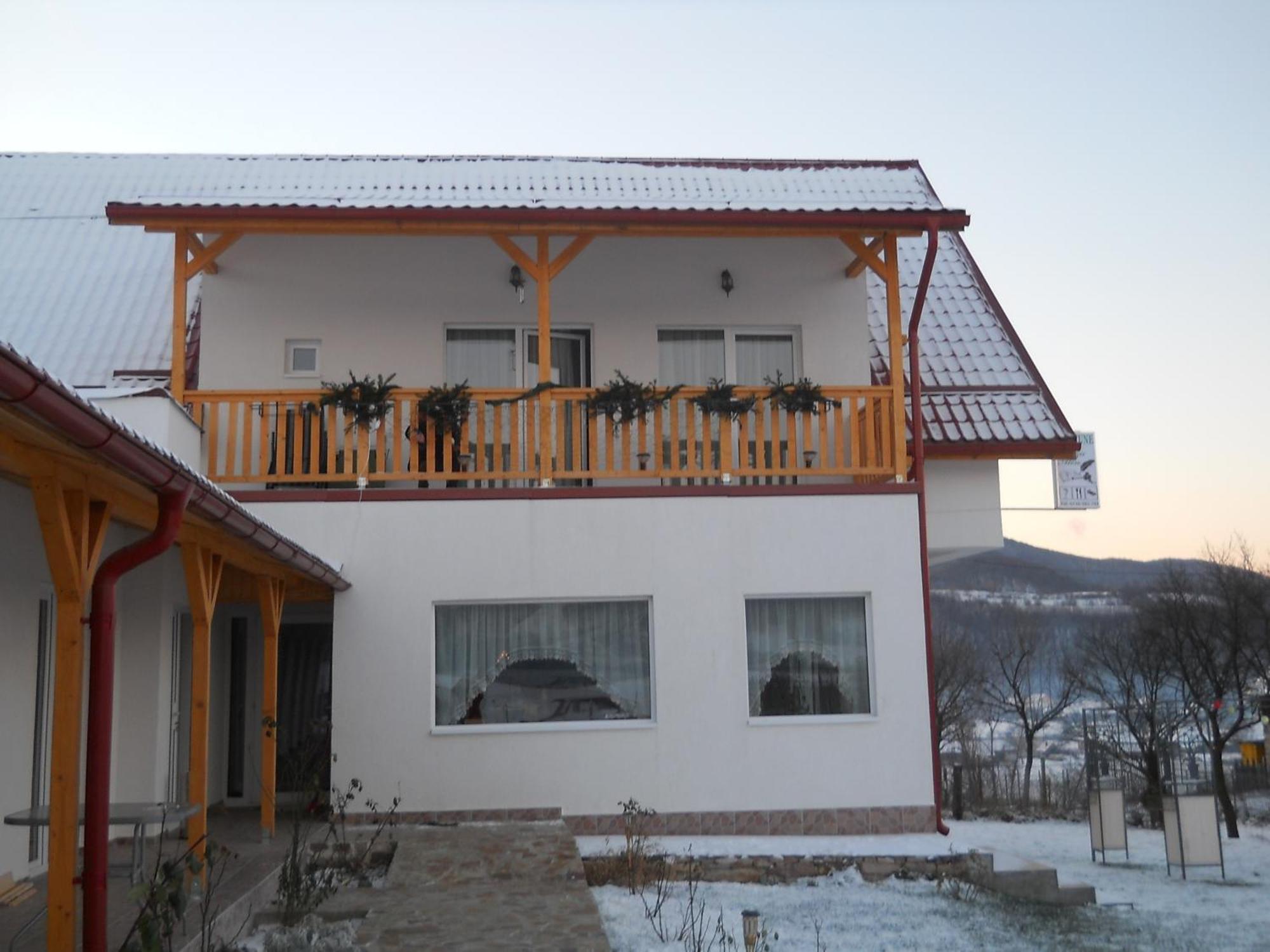 Pensiunea Poezii Alese Valea Draganului Exterior photo
